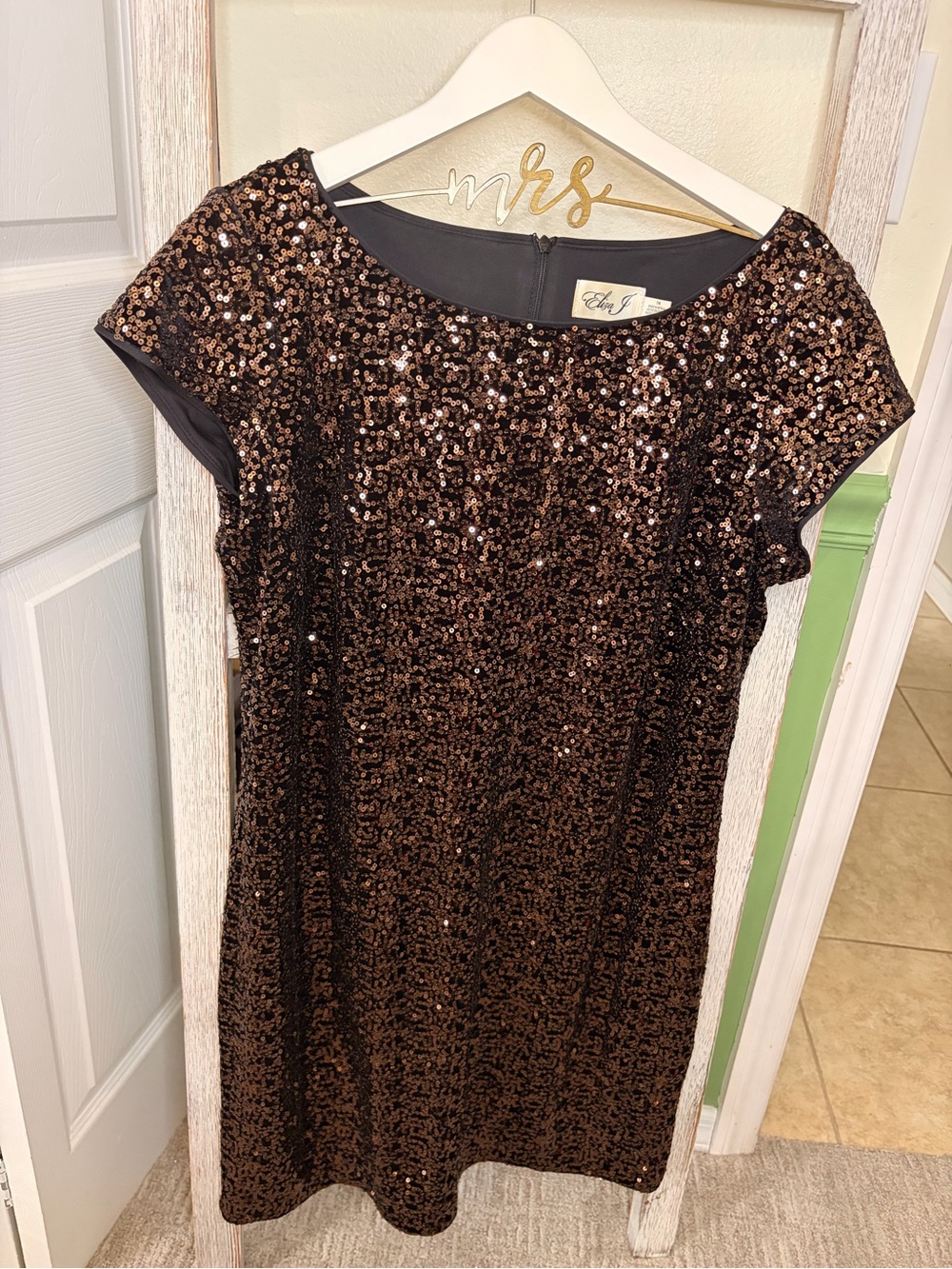 ✨ Eliza J Size 14 Bronze Gold Sequin Cocktail Party Dress